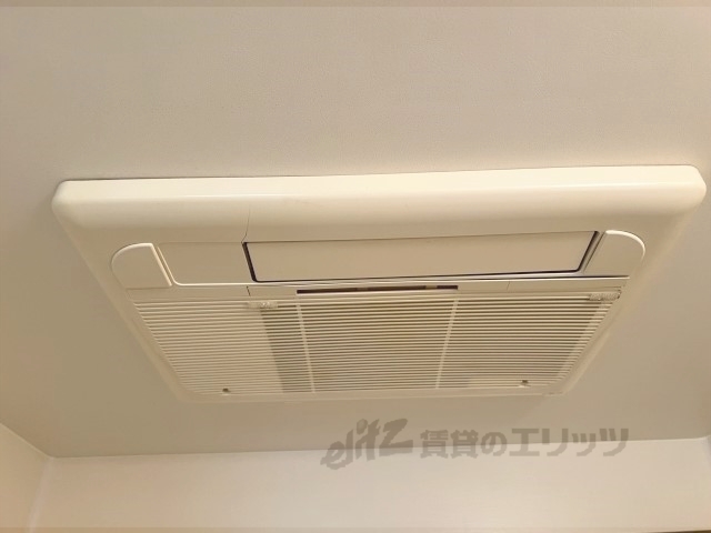 その他設備　浴室乾燥機
