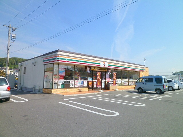 コンビニ　セブンイレブン早島バイパス店（コンビニ）まで686m