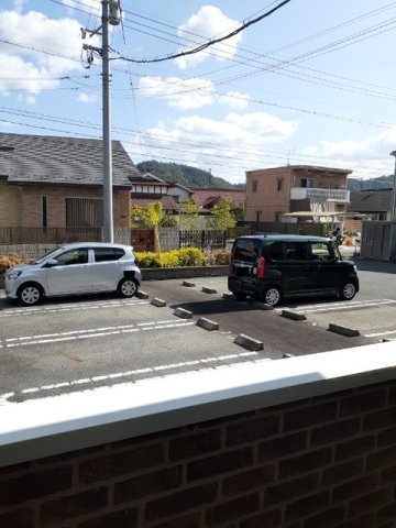 バルコニー　落ち着いた時間を過ごせるバルコニーです