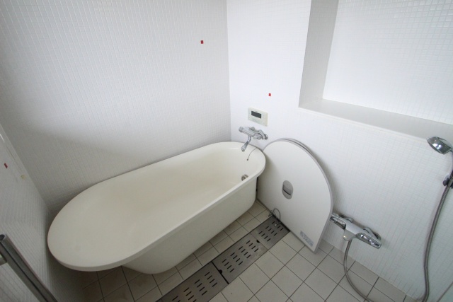 バス・シャワールーム　※別室の参考写真の為、現況優先です。