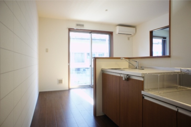 居室・リビング　図面と現状に相違がある場合には現状を優先