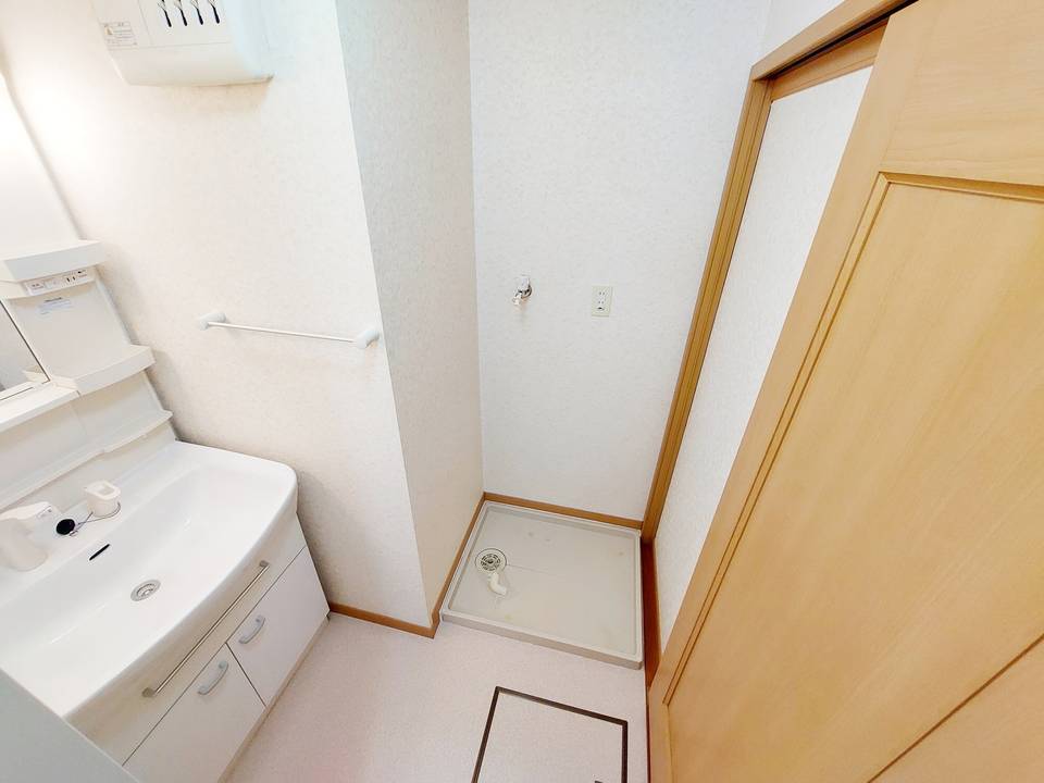 洗面設備　洗濯機置場