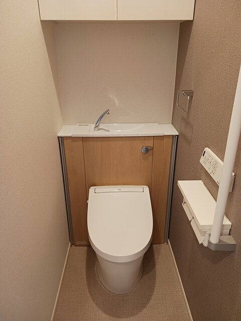 トイレ　※同物件の写真です。