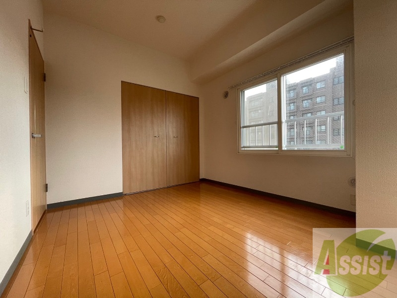 その他部屋・スペース　こちらが寝室です。部屋の使い分けができて便利ですね。