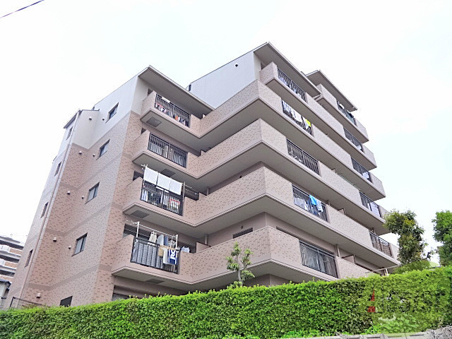 建物外観　豊中市西泉丘「ヴィレッジバンブー」