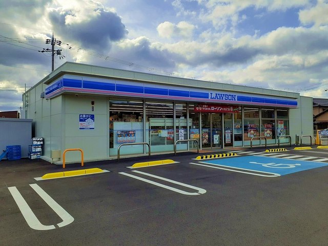 コンビニ　ローソン弘西店バイパス店様（コンビニ）まで800m