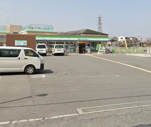 コンビニ　ファミリーマート 門真上島町店（コンビニ）まで198m