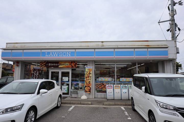 コンビニ　ローソン（コンビニ）まで1108m