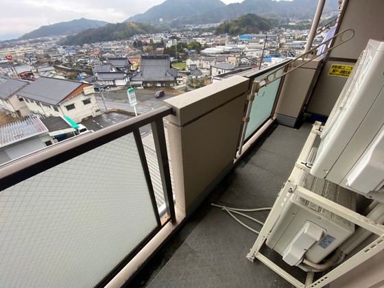 バルコニー　※別部屋の写真です