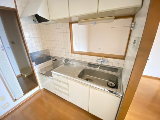 キッチン　※別部屋の写真です