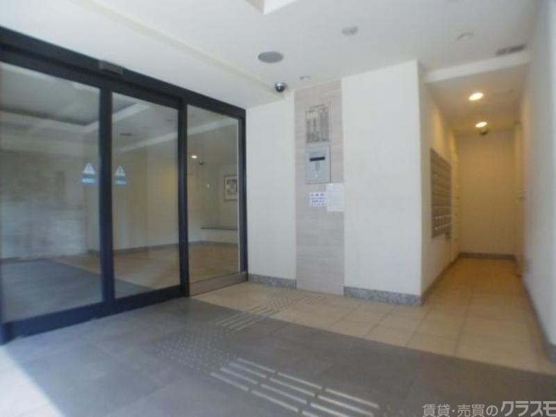 エントランス　エントランス