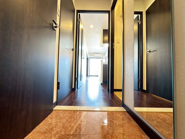 玄関　詳細は、RISUMO江坂本店までお問合せください♪