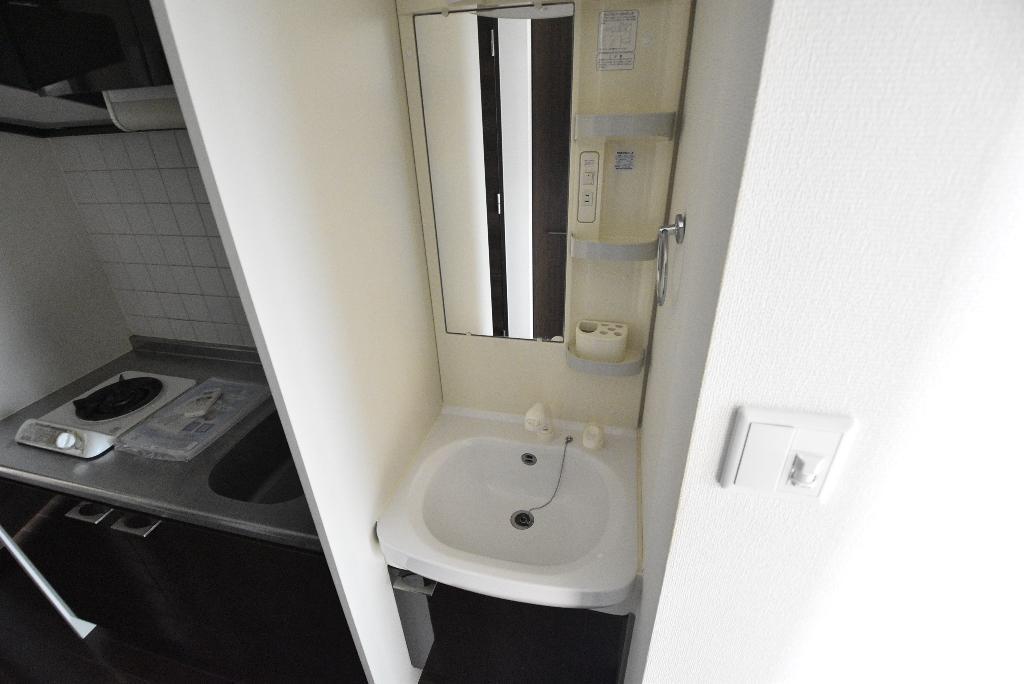 洗面設備　洗髪洗面化粧台