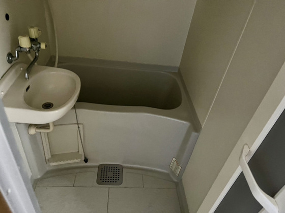 洗面設備　※別部屋の写真です