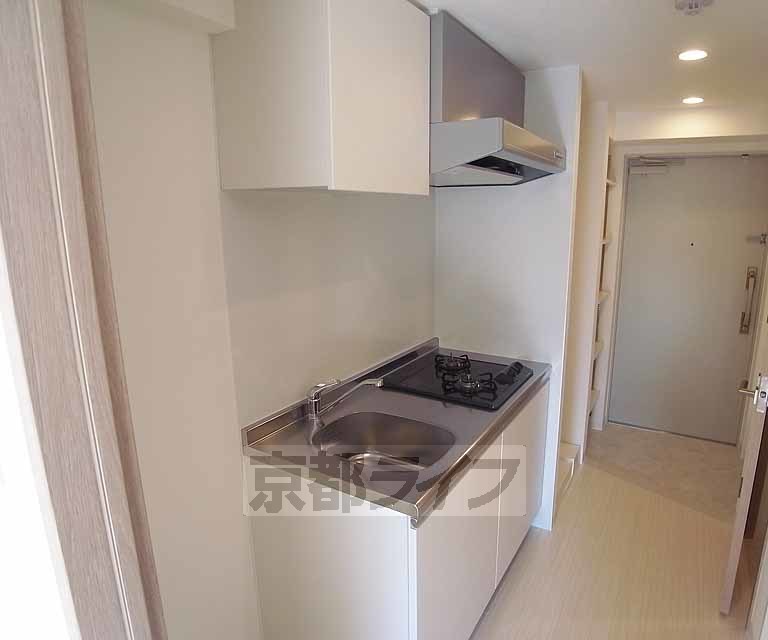 キッチン　システムキッチン搭載です。