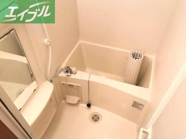 バス・シャワールーム　バス