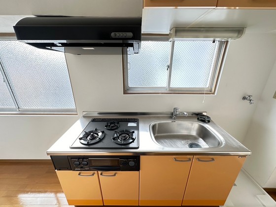 キッチン　※別部屋の写真です