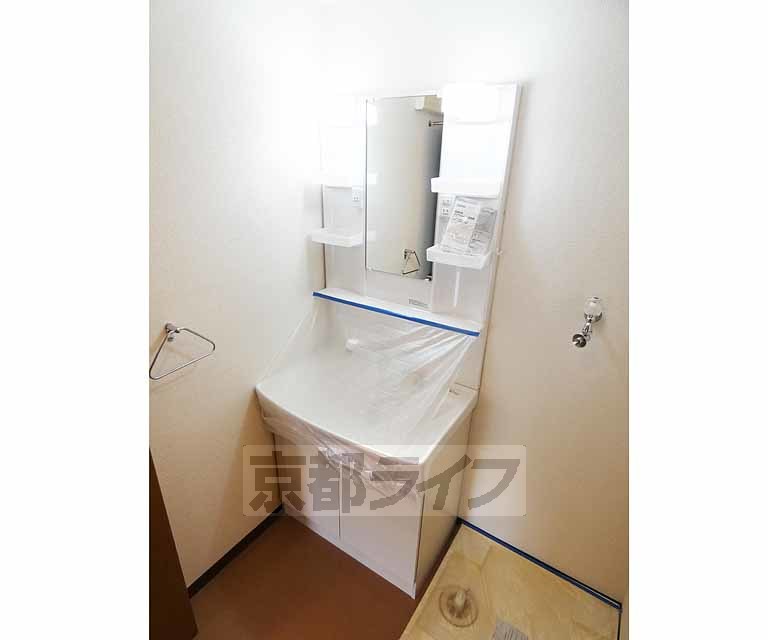 洗面設備　独立洗面台です！