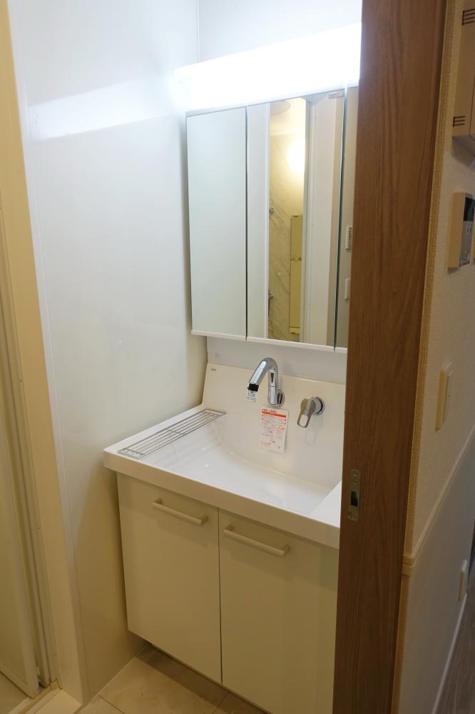 洗面設備　同仕様タイプ