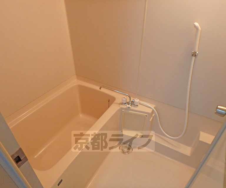 バス・シャワールーム　浴室です。