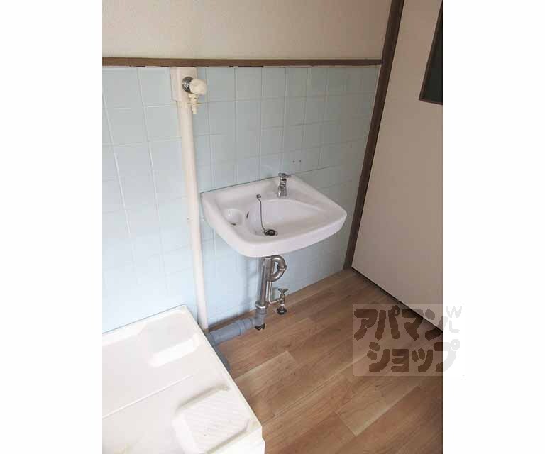 洗面設備　独立洗面台です！