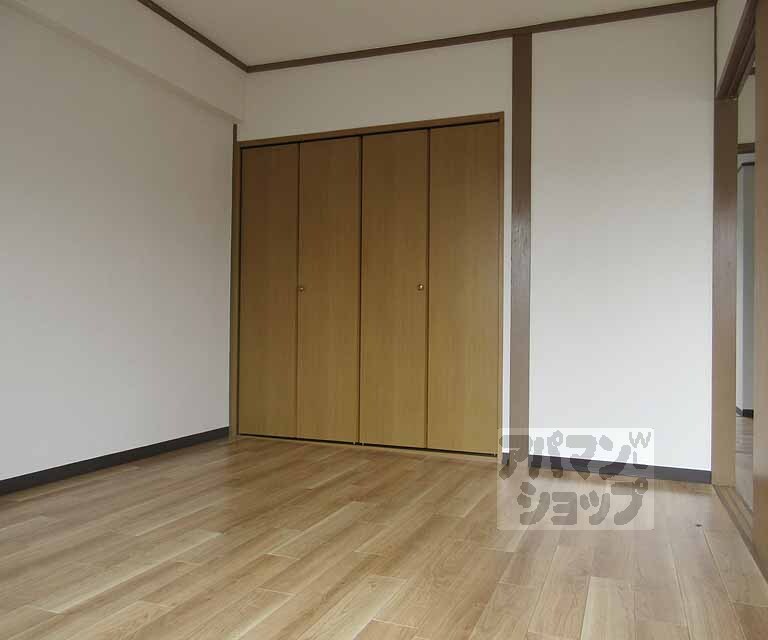 居室・リビング　全室フローリングです！