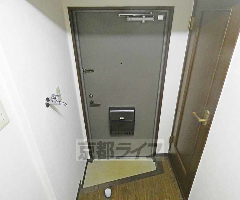 玄関　玄関です。