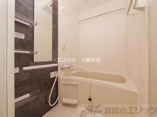 バス・シャワールーム　洗面