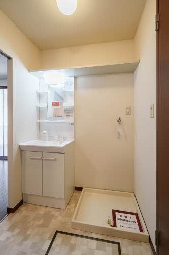 洗面設備　洗面化粧台