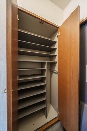 収納　シューズボックス