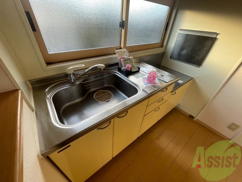 キッチン　キッチンスペースも広く冷蔵庫等も問題なく設置出来そうですね。