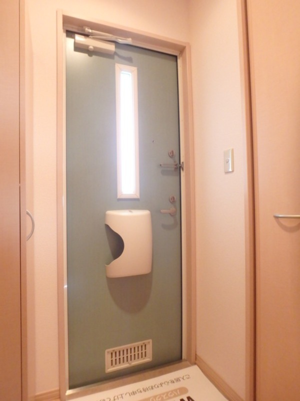 玄関　図面と現状に相違がある場合には現状を優先