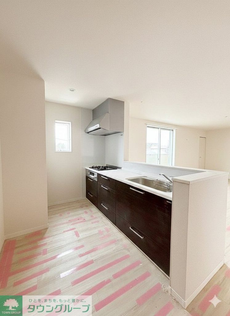 キッチン　マグネットが使用可！タイマーやキッチンツールを浮かせて収納…