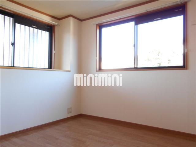 その他　窓が多く明るいです