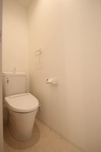 トイレ　同物件別室