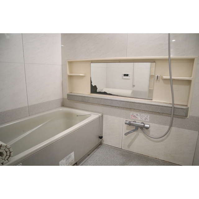 バス・シャワールーム　バス