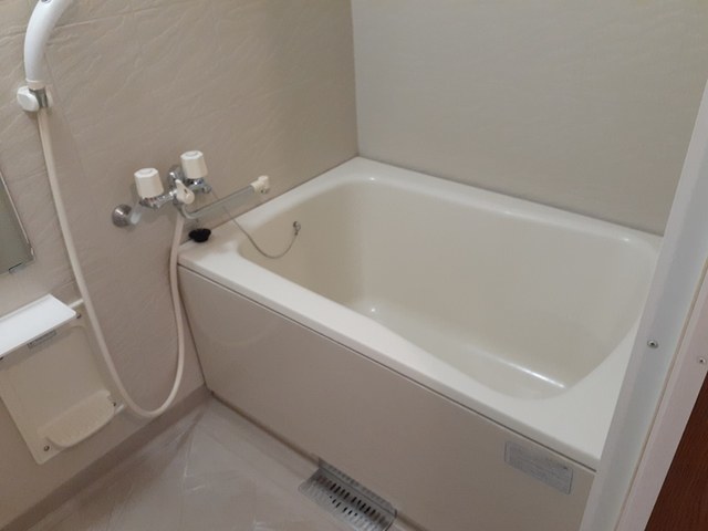 バス・シャワールーム　浴室