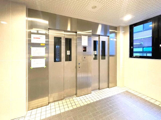その他共有部分　エレベーター２基ございます。