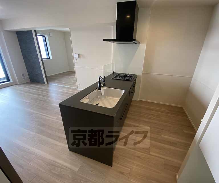 キッチン　シックなデザインのキッチンです。