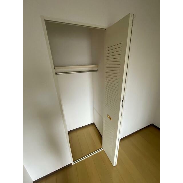 収納　洋室５帖クローゼット