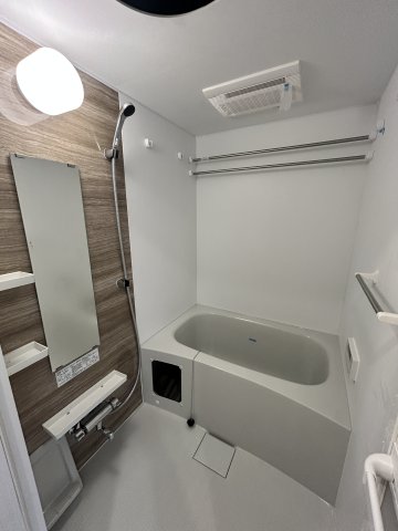 バス・シャワールーム　お風呂で日々の疲れを落としましょう