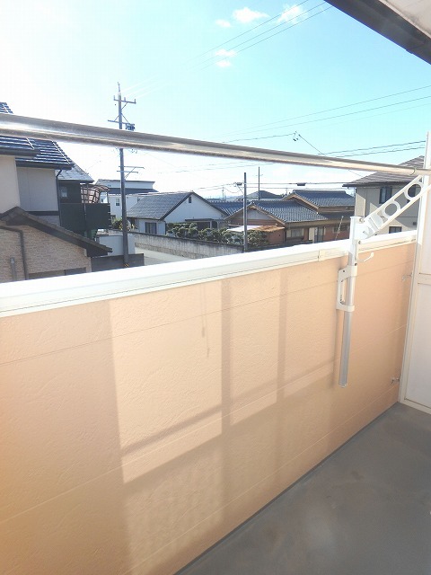 バルコニー　南向きで日当たり良好♪