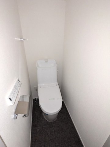 トイレ　別部屋参考写真