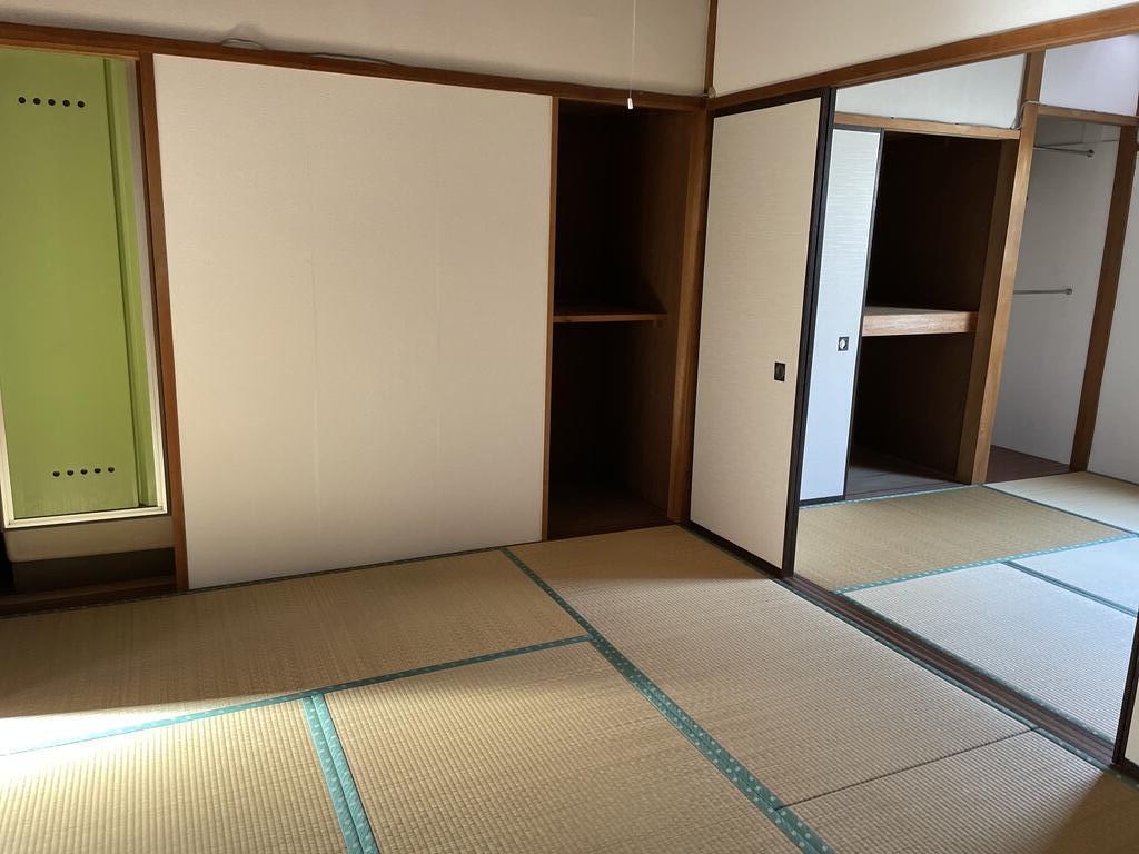 居室・リビング　和６押入