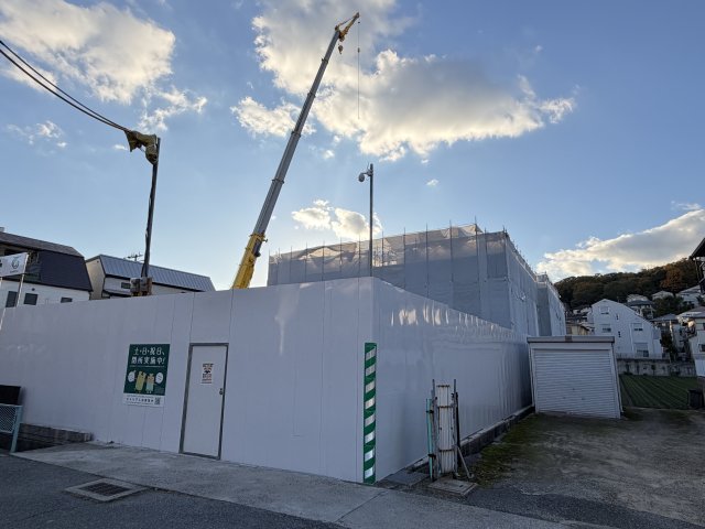 エントランス　建設中