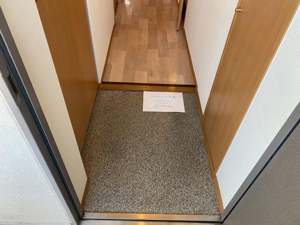 玄関　サンプロスミタニ