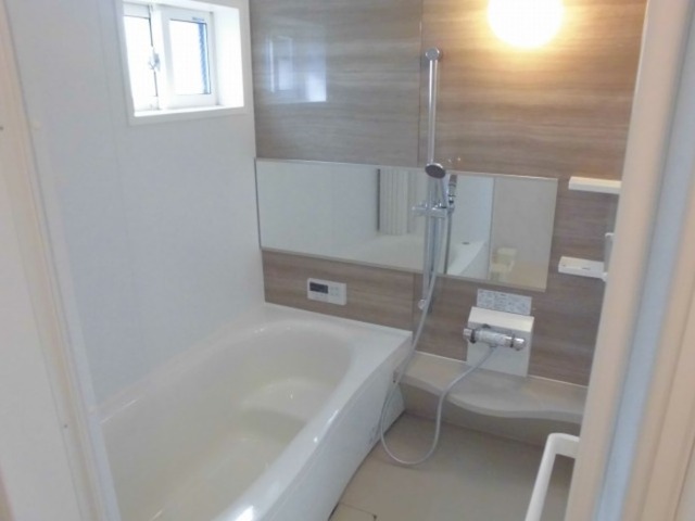 バス・シャワールーム　バス