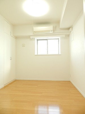 トイレ　※別室参考写真