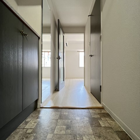 玄関　同仕様タイプです