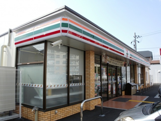 コンビニ　セブンイレブン 伊川谷住宅前店（コンビニ）まで619m